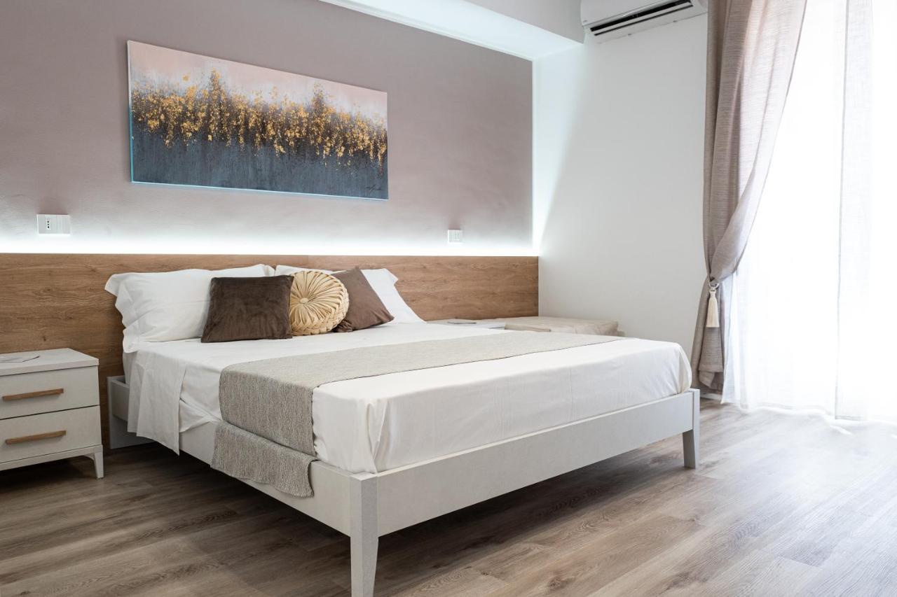 A Due Passi - Guest House Santo Stefano di Camastra Ngoại thất bức ảnh