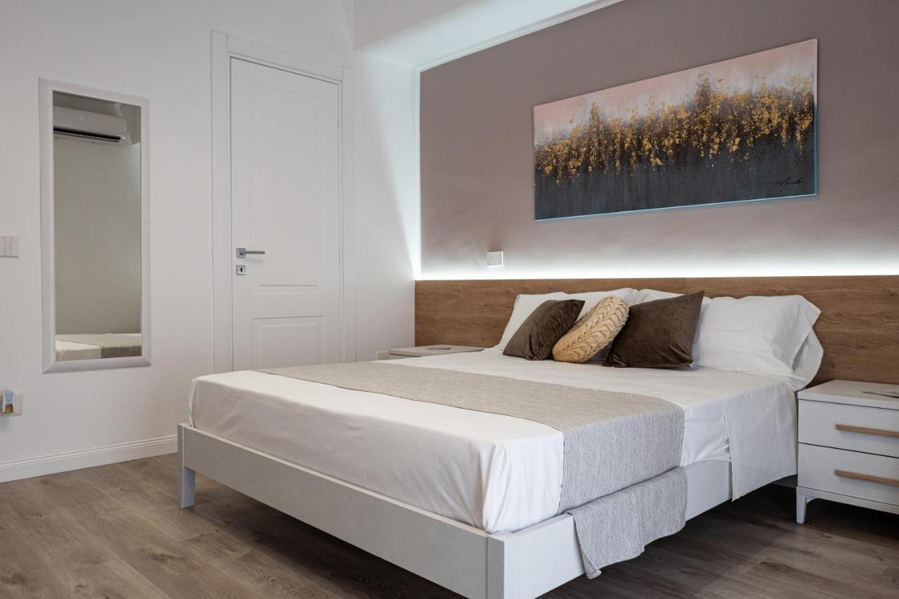 A Due Passi - Guest House Santo Stefano di Camastra Ngoại thất bức ảnh